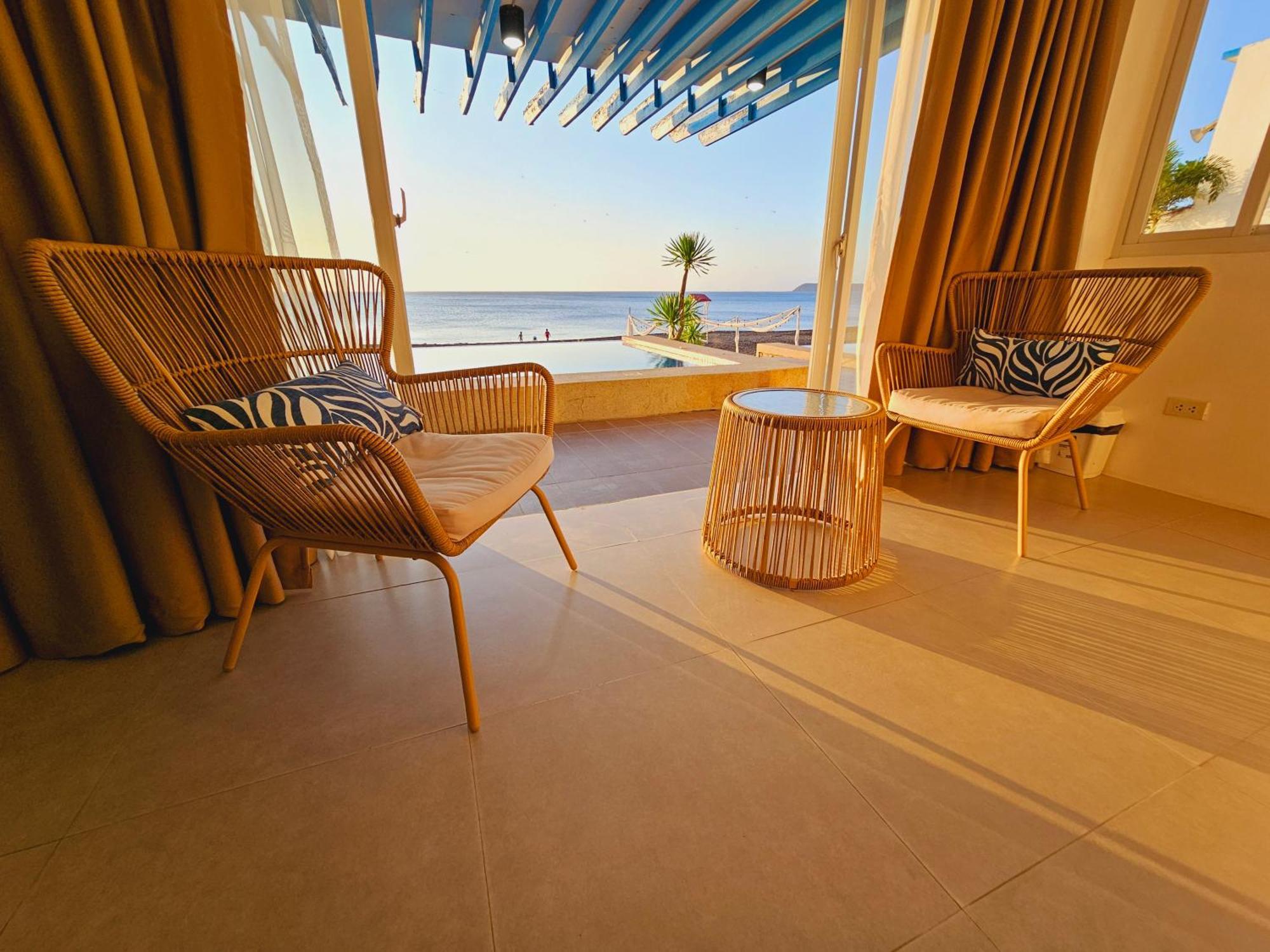 Blue Coast Beach Hotel Santa Ana  Екстериор снимка